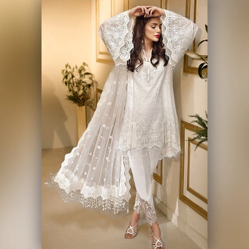 Annaya White
